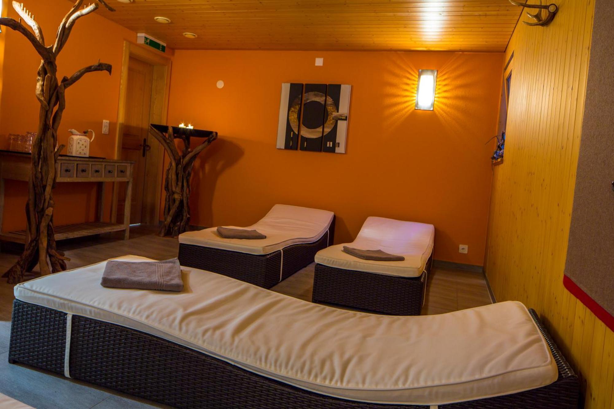 Hotel Hubertus Obergesteln ภายนอก รูปภาพ
