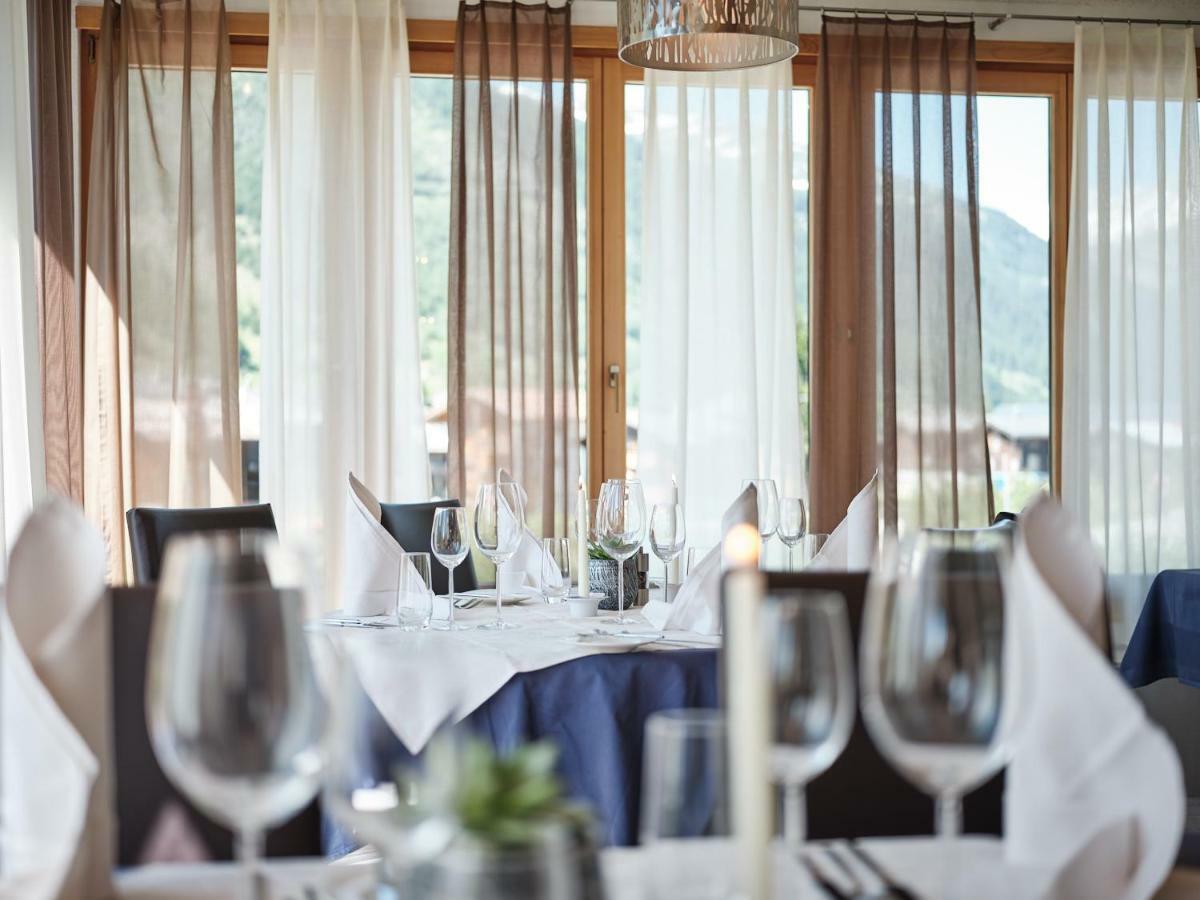 Hotel Hubertus Obergesteln ภายนอก รูปภาพ
